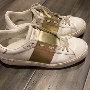 valentino sneakers size 7